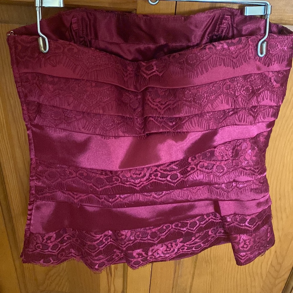 BHWM BEAUTIFUL SATIN&LACE BUSTIER TOP GREAT CONDITION WITH REMOVABLE STRAPS - Picture 3 of 6